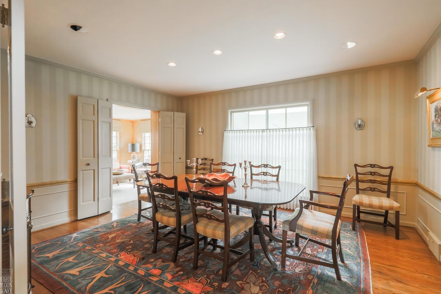 161 Vendome Road Grosse Pointe, MI 48236 - Photo 18 of 64 50138023-e8791910-c385-425f-bcad-768729cc0048.JPG