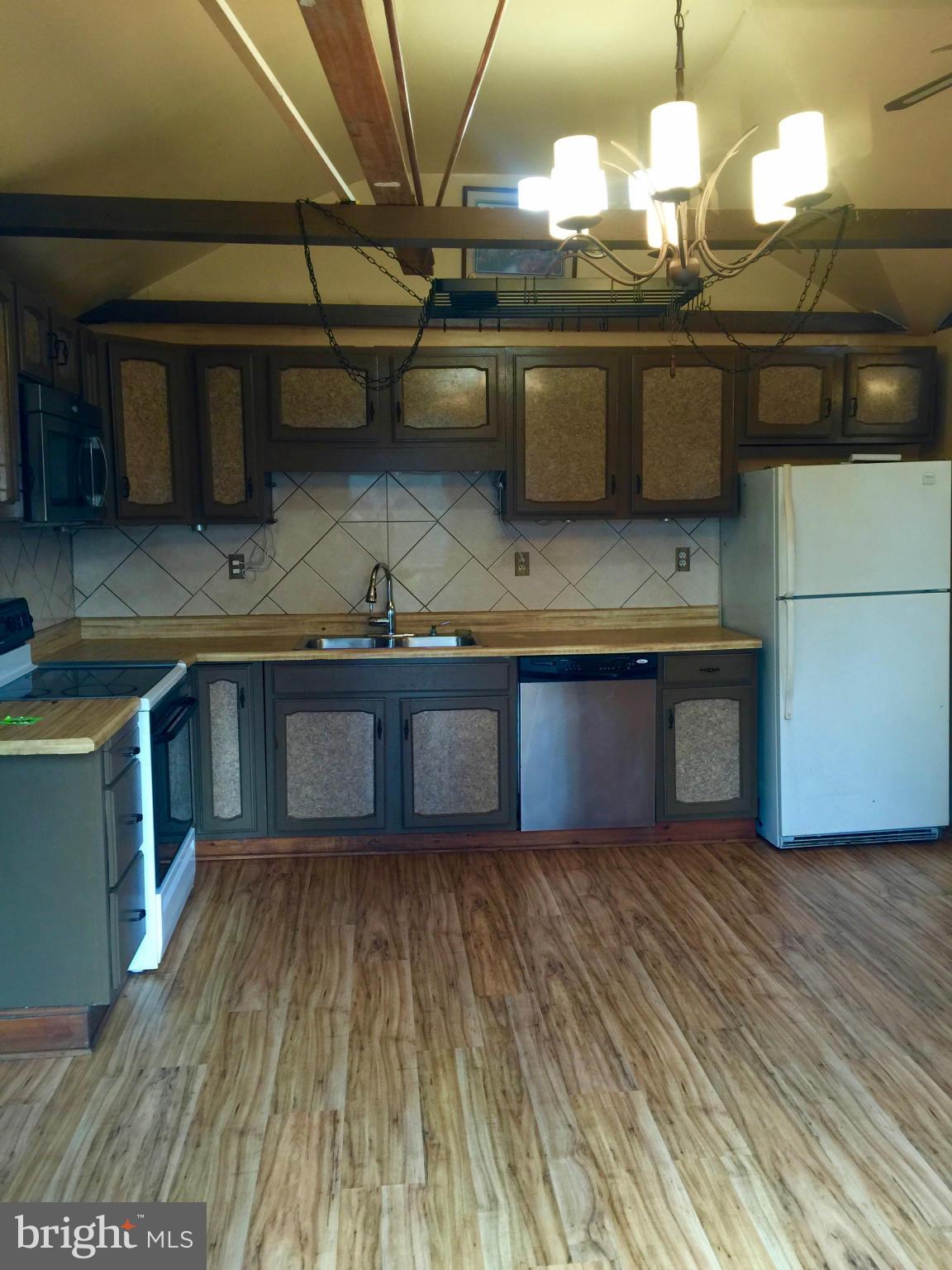 592 Riverside Drive Pasadena, MD 21122 - Photo 12 of 15 Kitchen
