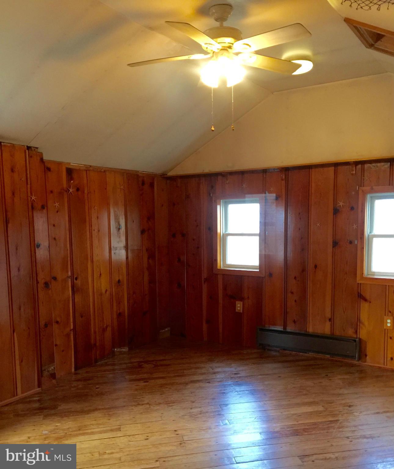 592 Riverside Drive Pasadena, MD 21122 - Photo 7 of 15 Bedroom