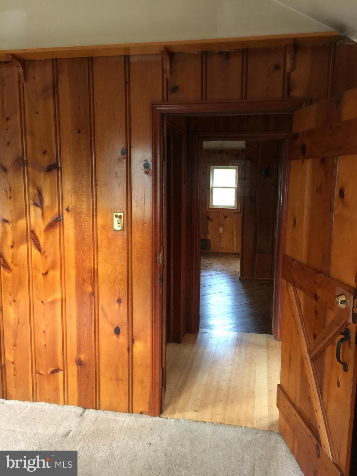 592 Riverside Drive Pasadena, MD 21122 - Photo 9 of 15 Interior (General)