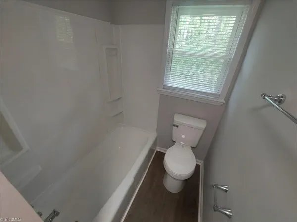 $1,395 | 414 East Peachtree Drive, High Point, NC 27265