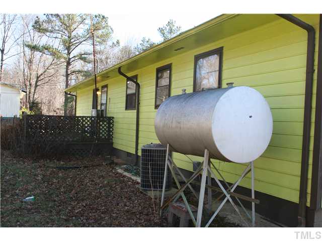 230 Burnside Road Henderson, NC 27537 - Photo 3 of 3 Gallery Image 3