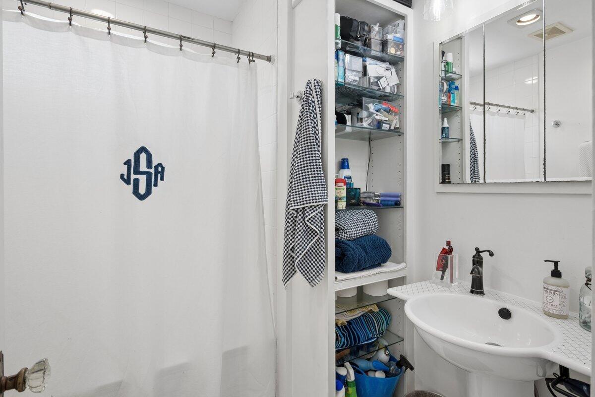 301 Broad Street, Unit 4 Charleston, SC 29401 - Photo 20 of 43