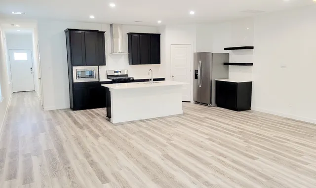 $2,450 | 12236 City Rose Court, Houston, TX 77047