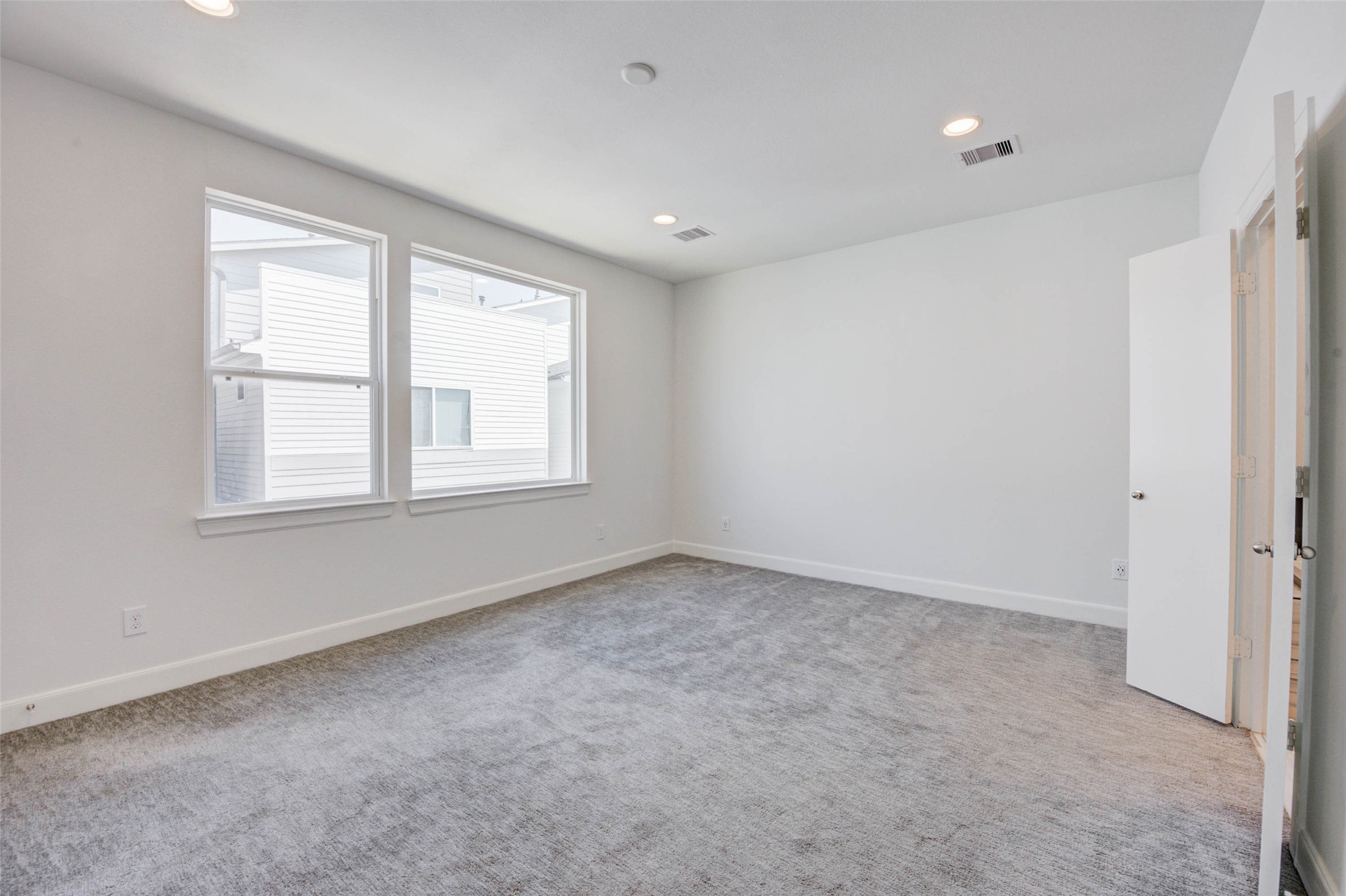 1743 Eado Point Lane Houston, TX 77003 - Photo 12 of 25