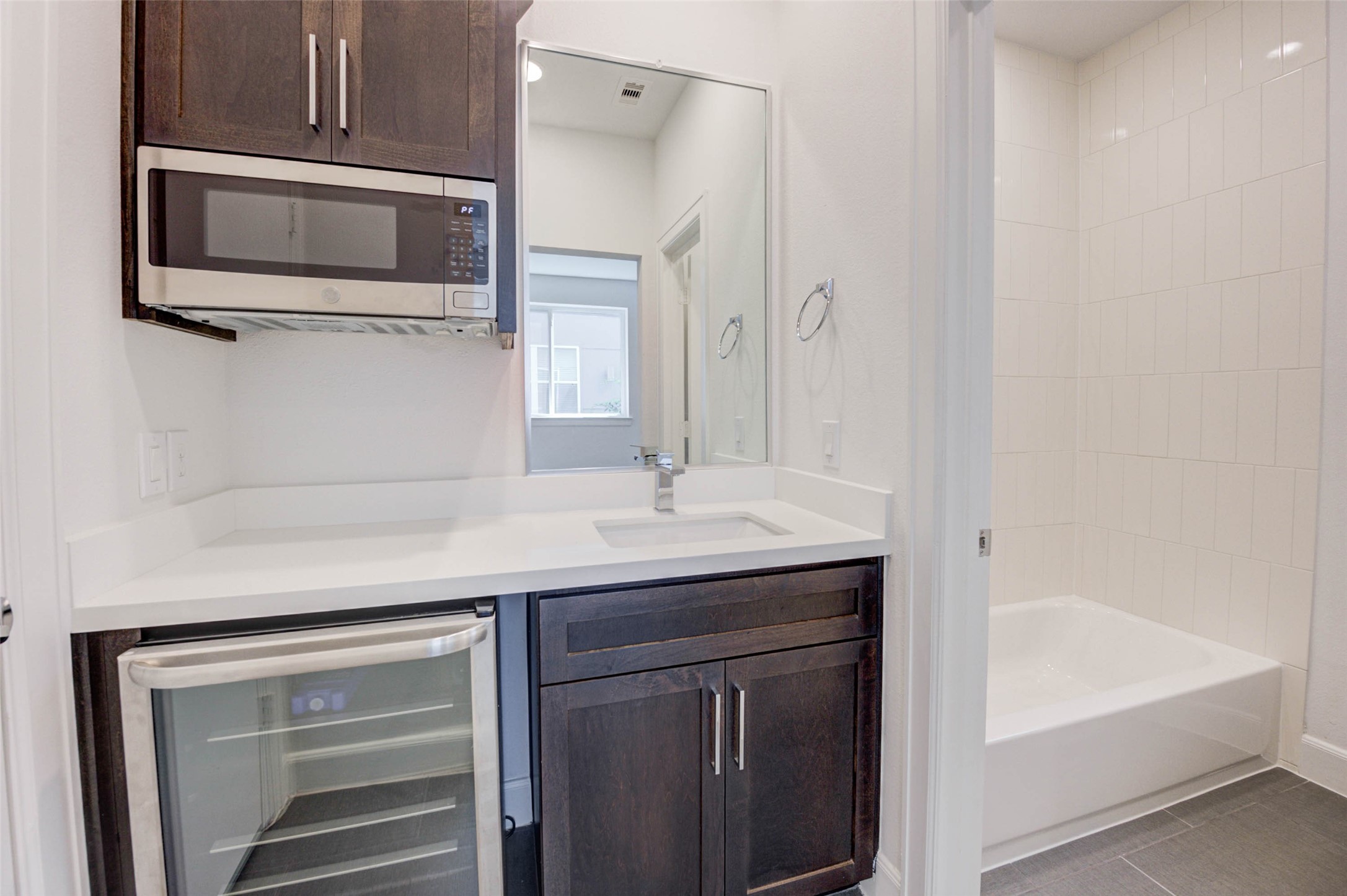 1743 Eado Point Lane Houston, TX 77003 - Photo 17 of 25