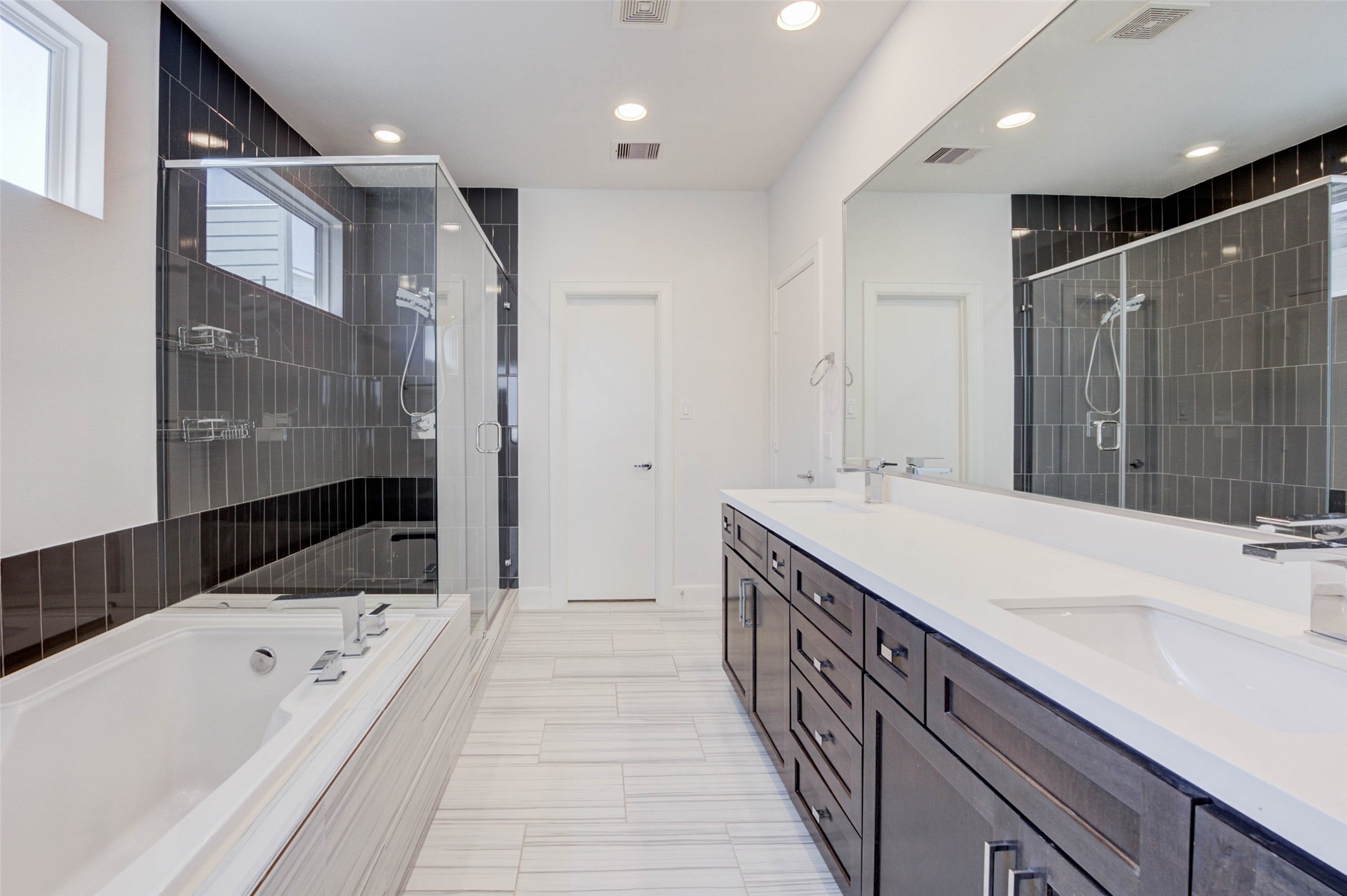 1743 Eado Point Lane Houston, TX 77003 - Photo 19 of 25