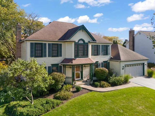 $750,000 | 73 Venetian Way Circle, Wheaton, IL 60189