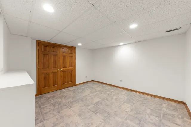 $750,000 | 73 Venetian Way Circle, Wheaton, IL 60189