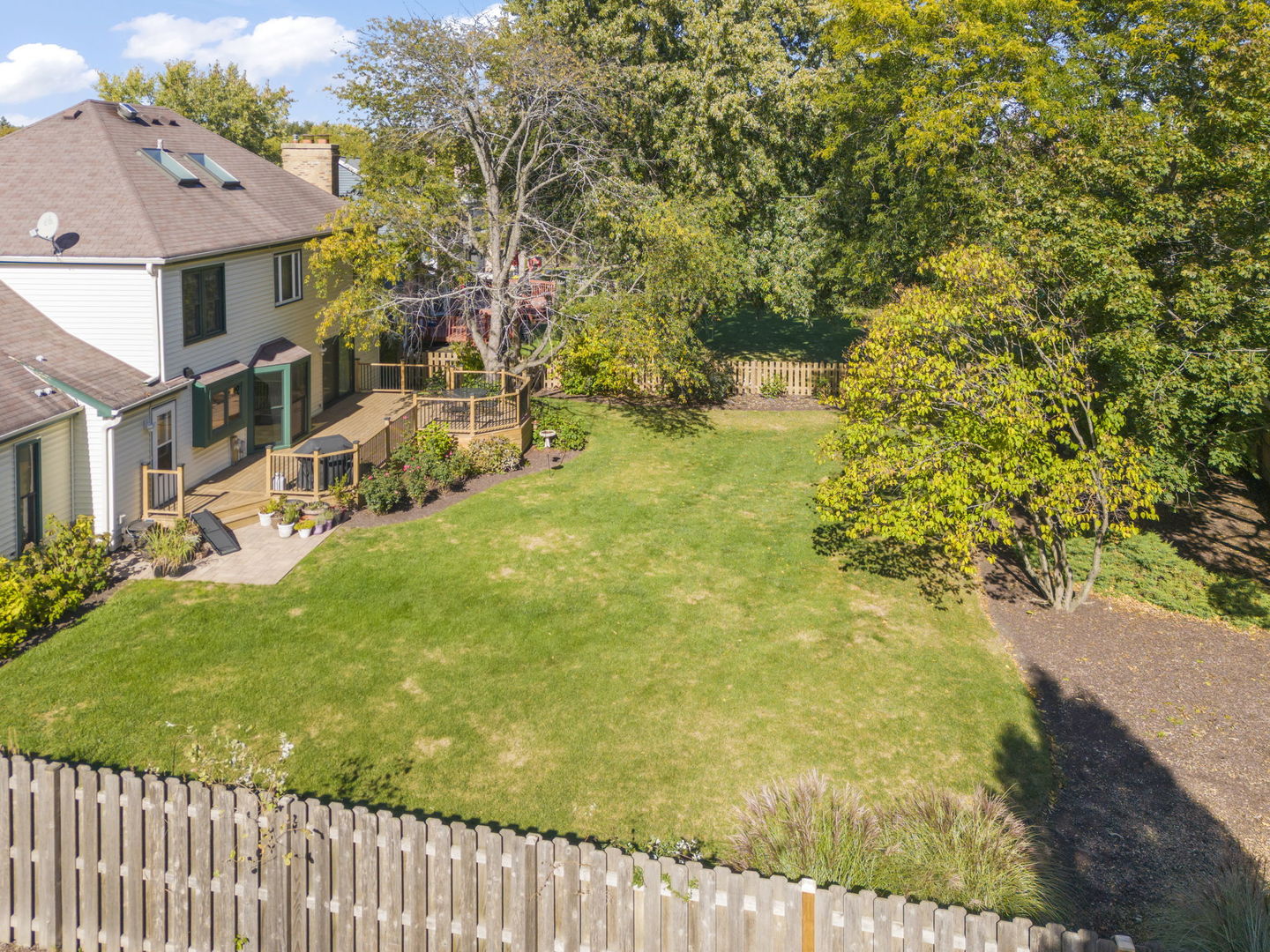 73 Venetian Way Circle Wheaton, IL 60189 - Photo 34 of 47 a view of residential houses with yard