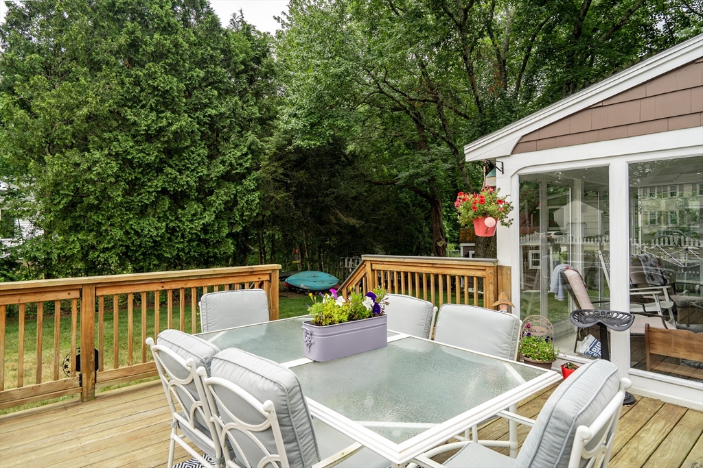 4 Roch Circle Brockton, MA 02301 - Photo 8 of 32