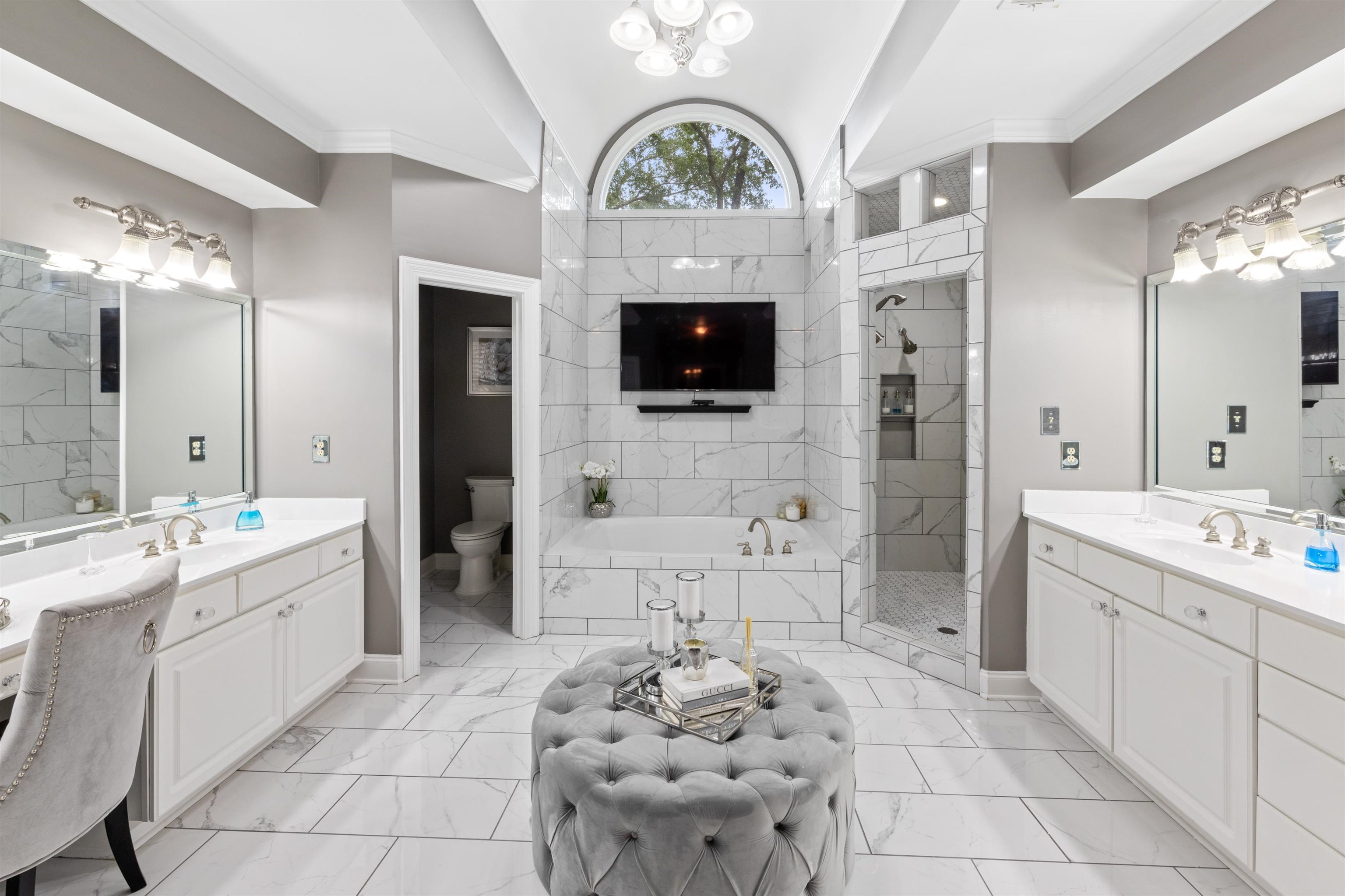 11241 Latting Road Eads, TN 38028 - Photo 23 of 31 Full bathroom featuring independent shower and bath, vanity, crown molding, and toilet