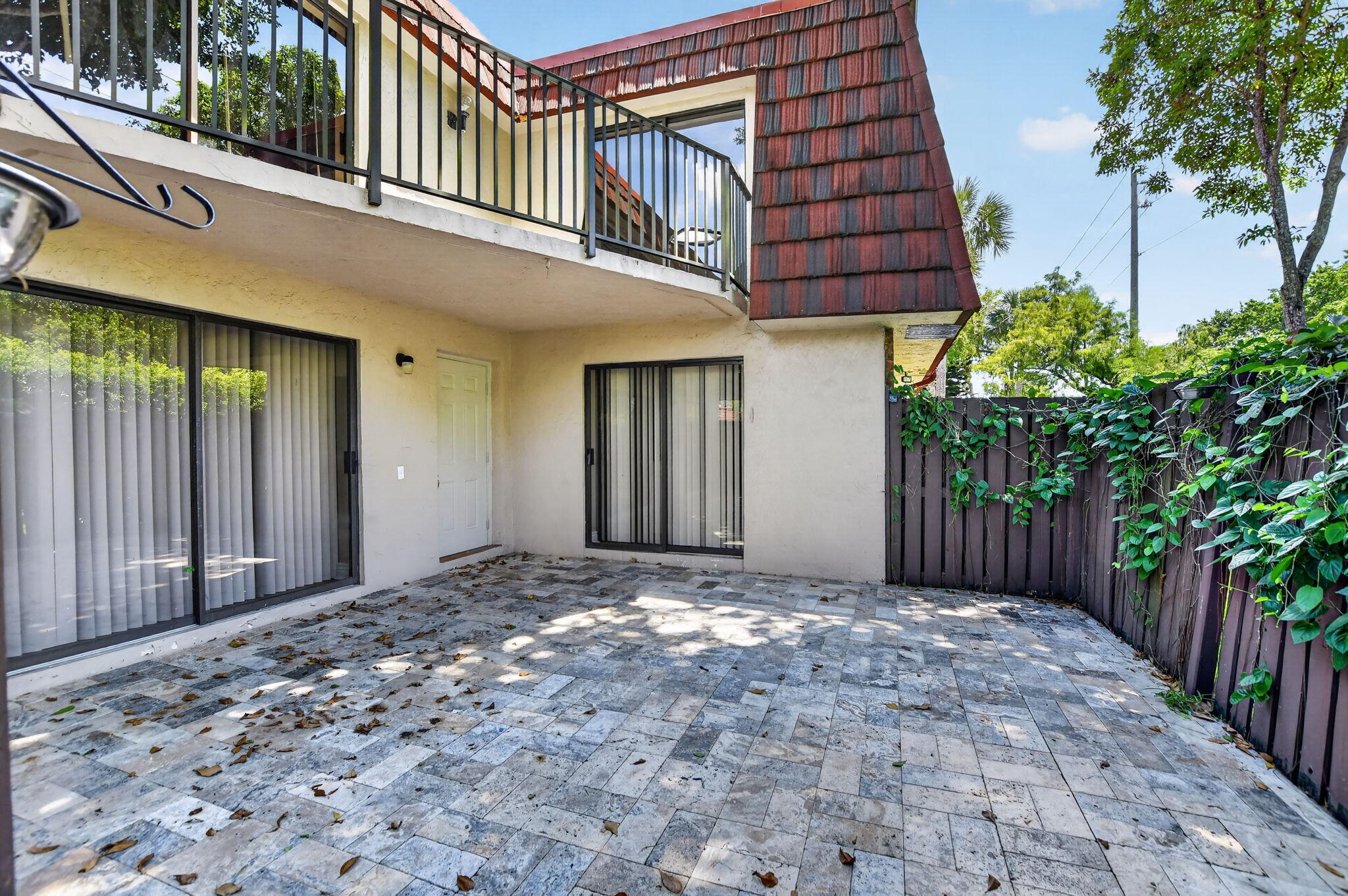 8558 Boca Rio Drive Boca Raton, FL 33433 - Photo 3 of 34 3-web-or-mls-DSC_6681