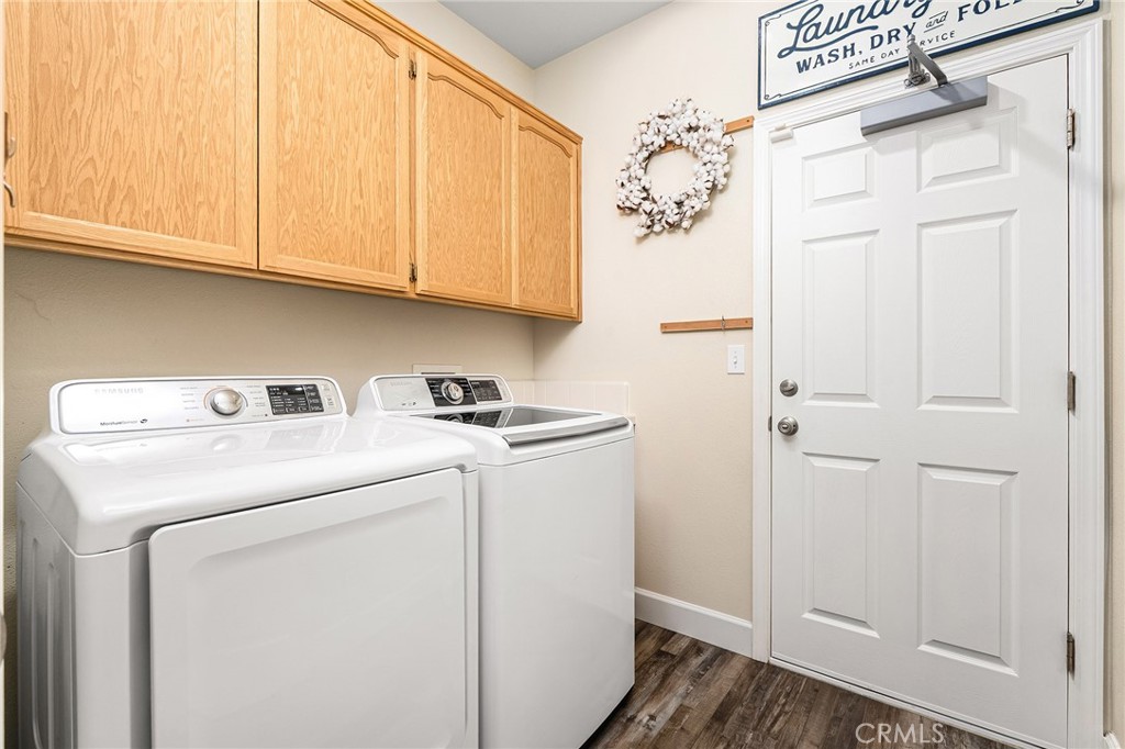 1563 Champlain Way Chico, CA 95973 - Photo 29 of 49 a utility room with dryer and washer