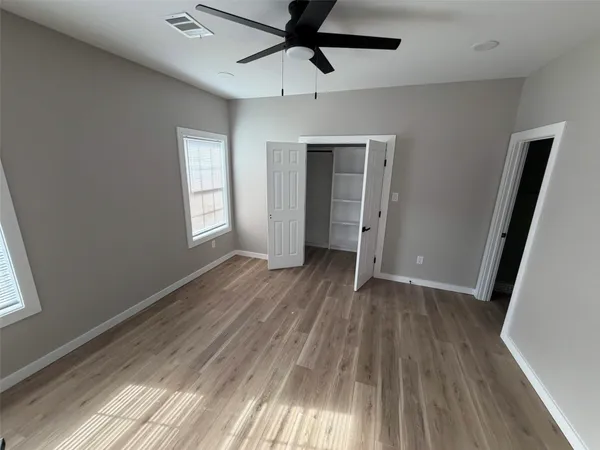 $1,950 | 1422 West Willis Street, Unit A, Alvin, TX 77511