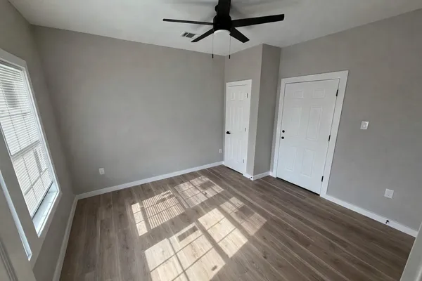 $1,950 | 1422 West Willis Street, Unit A, Alvin, TX 77511