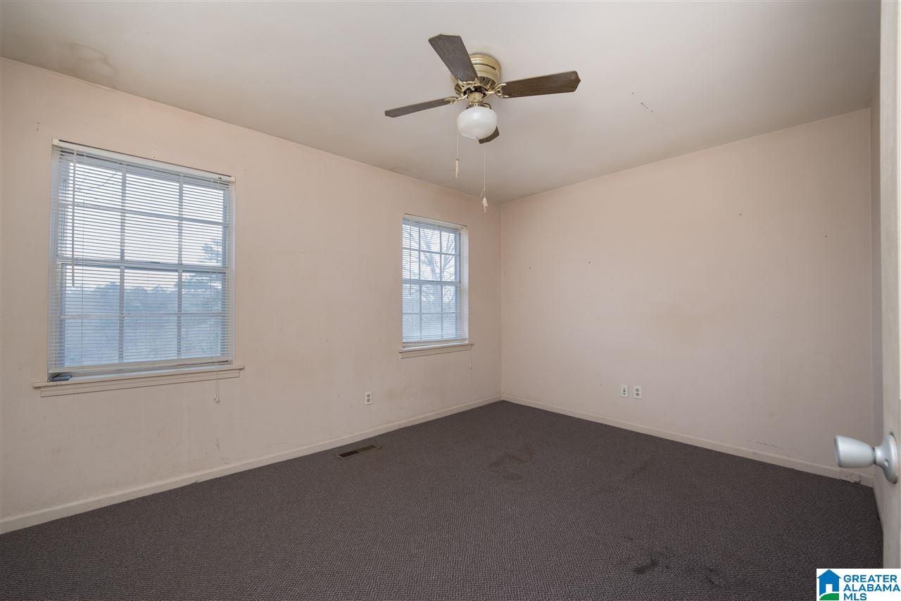 2725 7th Place Northeast Birmingham, AL 35215 - Photo 9 of 16