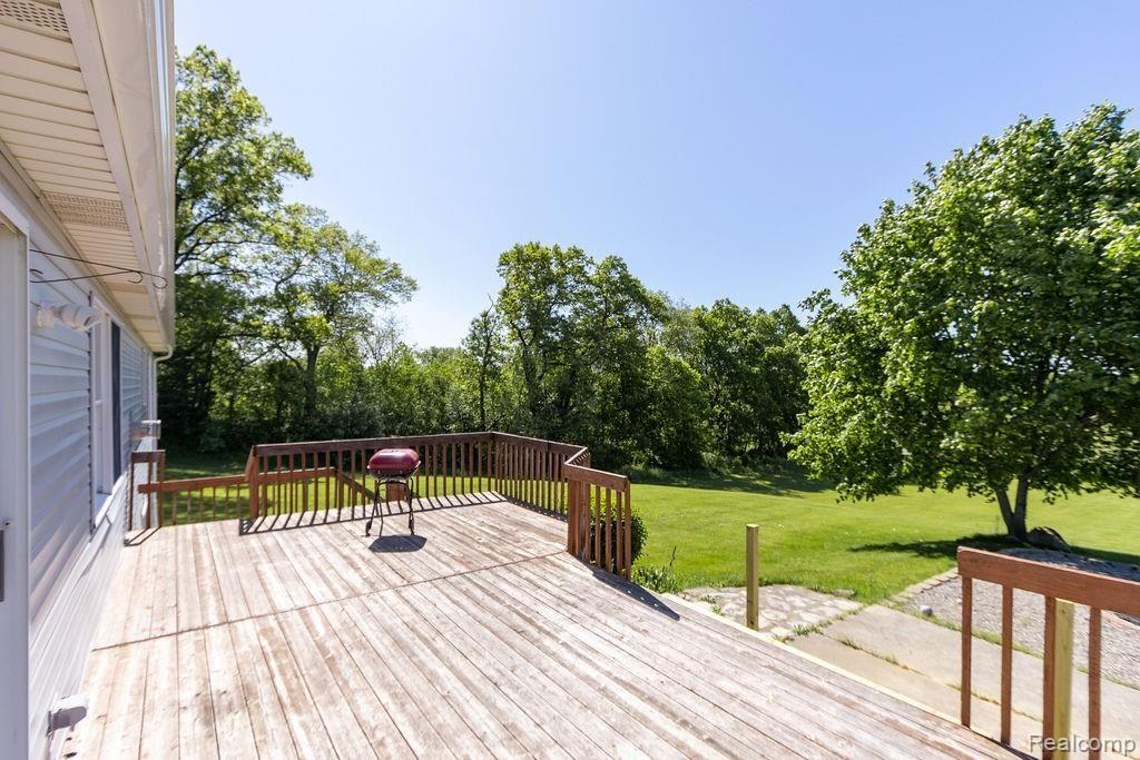 1759 West Predmore Road Oakland, MI 48363 - Photo 5 of 32 Final-10.jpg