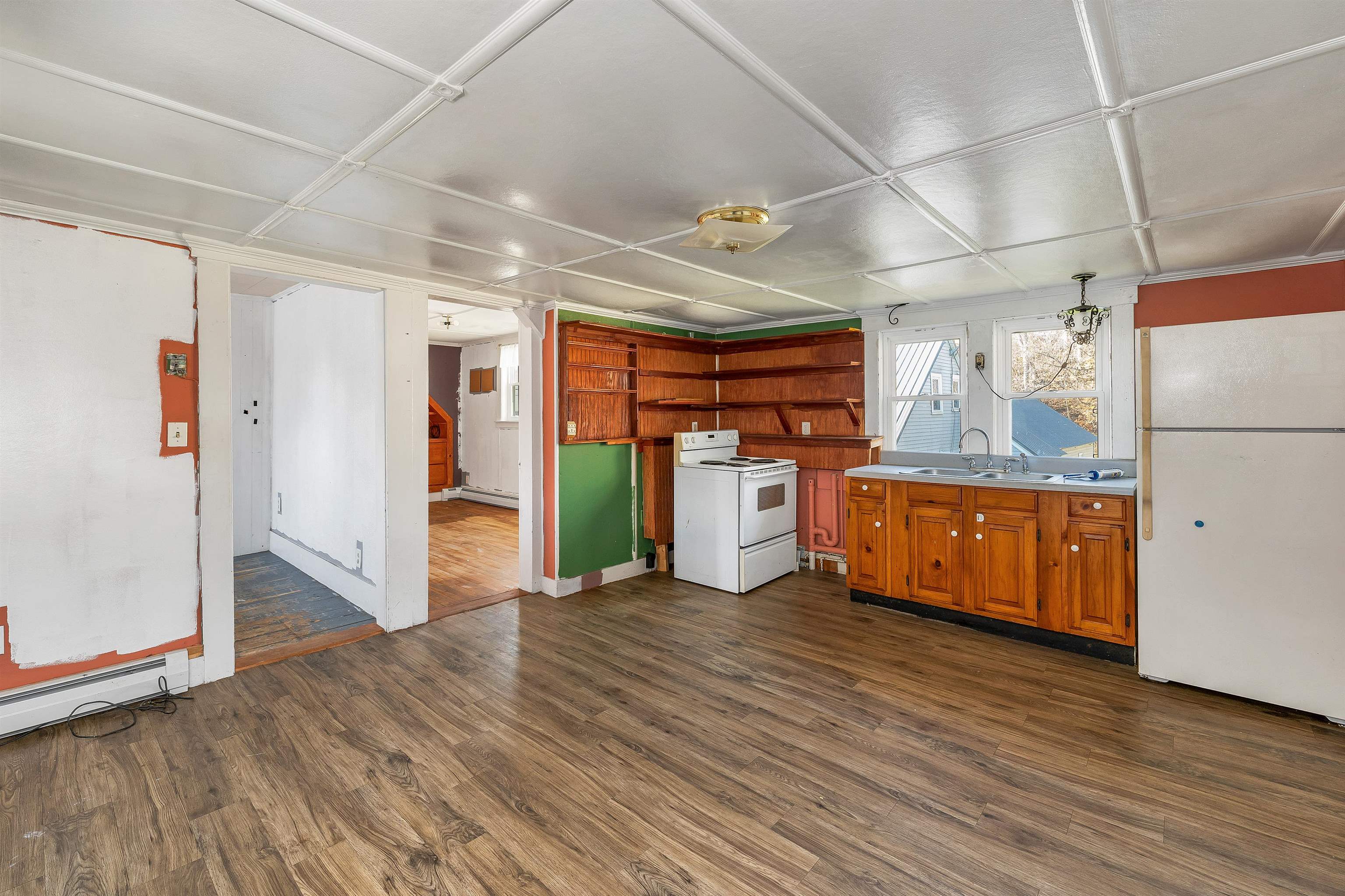 39 Elm Street Lancaster, NH 03584 - Photo 15 of 37