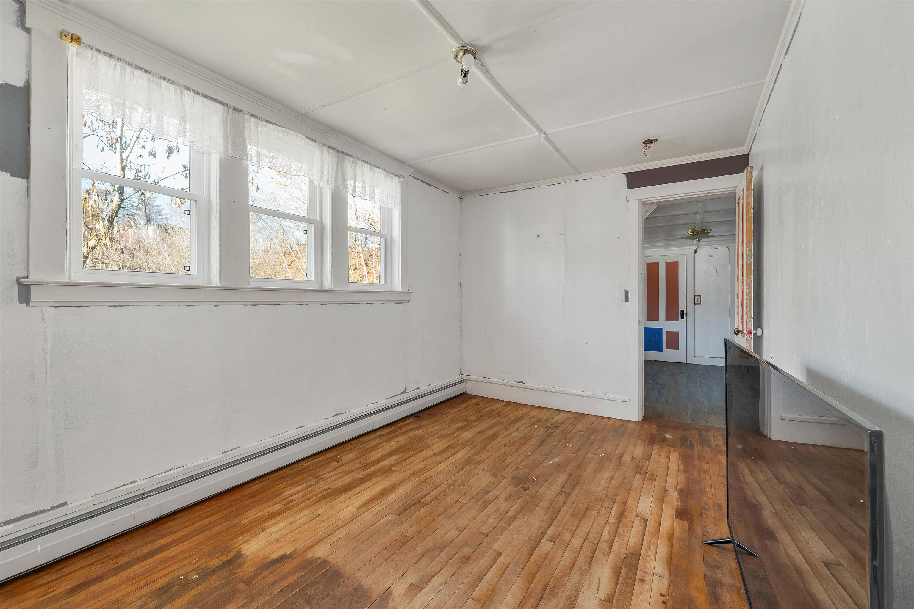 39 Elm Street Lancaster, NH 03584 - Photo 10 of 37