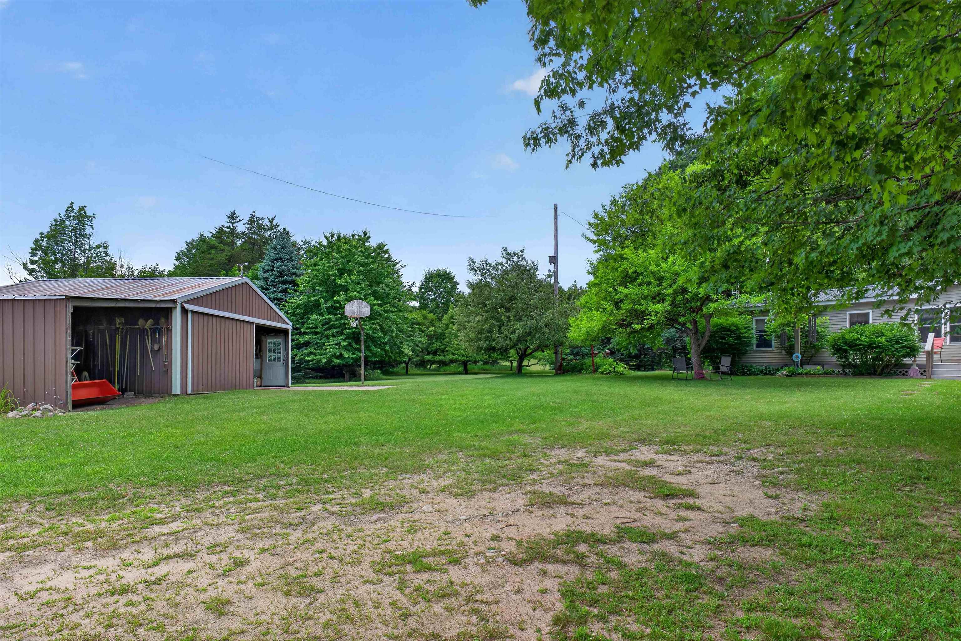 4245 Cassidy Road Gladwin, MI 48624 - Photo 28 of 49