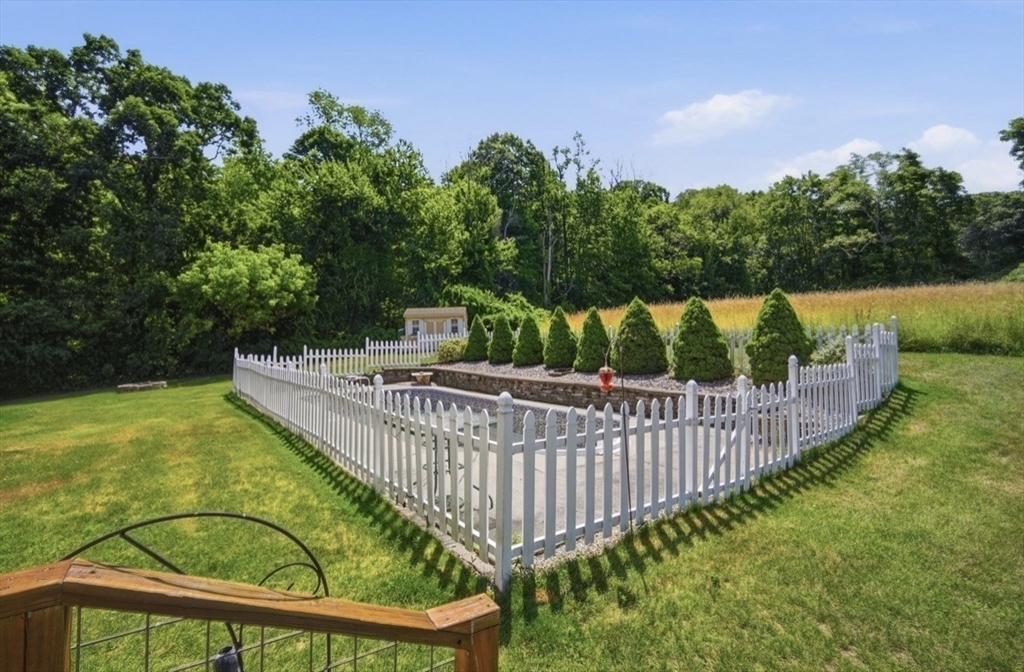 195 Brimfield Road Monson, MA 01057 - Photo 40 of 42