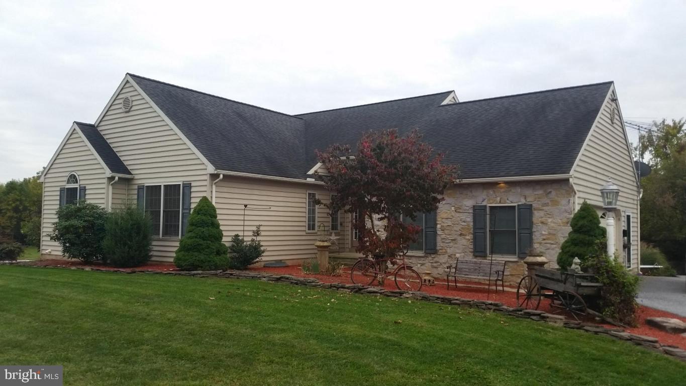 835 Stone Hill Road Denver, PA 17517 - Photo 1 of 58
