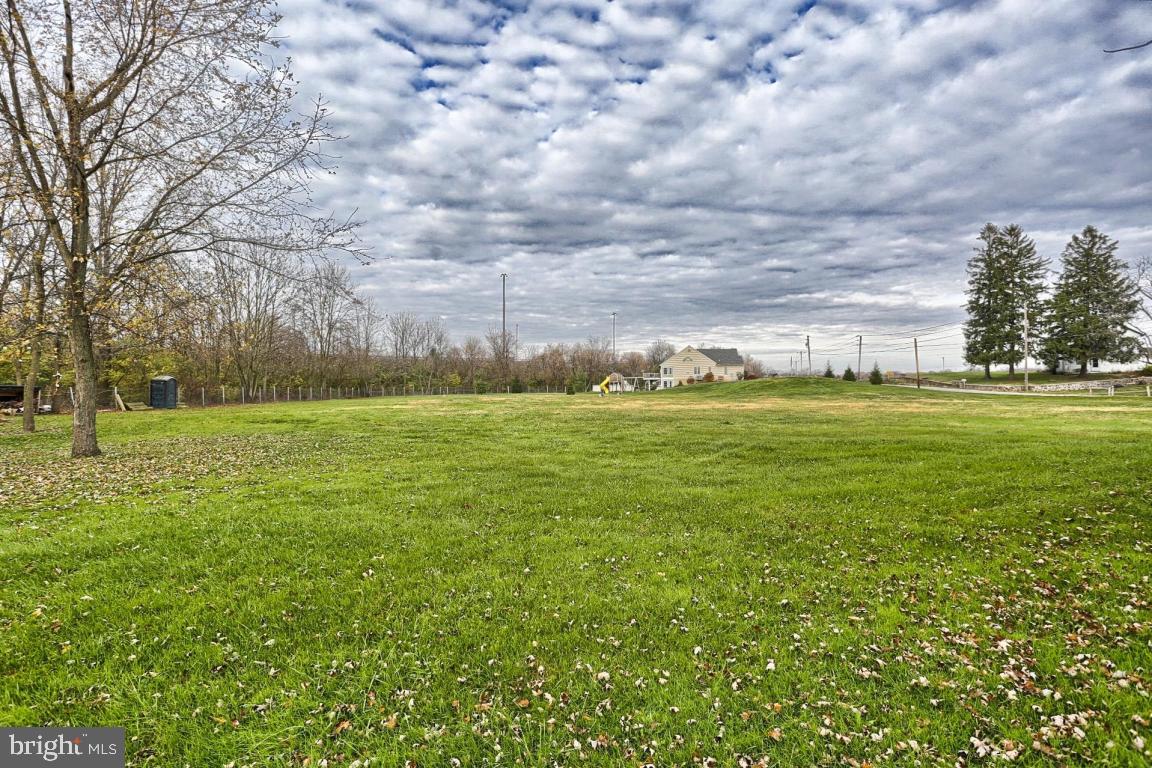 835 Stone Hill Road Denver, PA 17517 - Photo 18 of 58