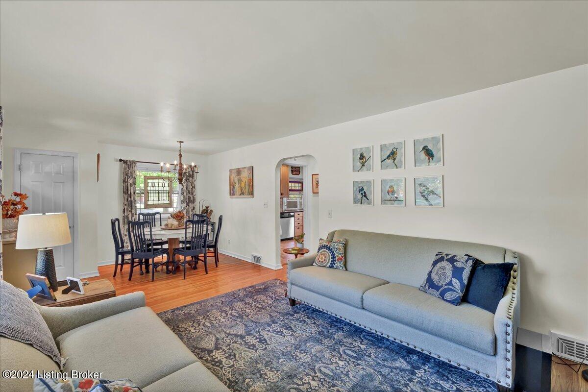 325 Bramton Road Louisville, KY 40207 - Photo 9 of 61 10-325 Bramton Rd