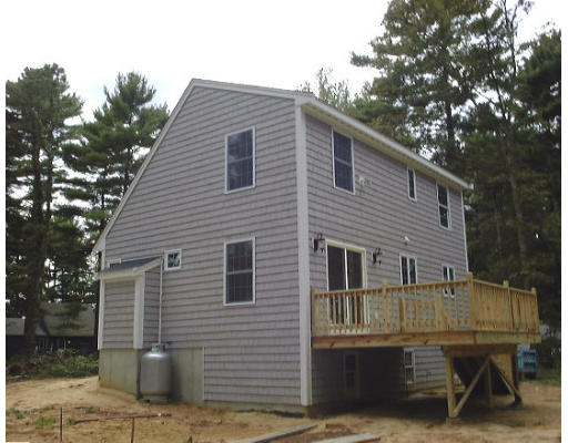 27 Bates Pond Road Carver, MA 02330 - Photo 5 of 10 Gallery Image 5