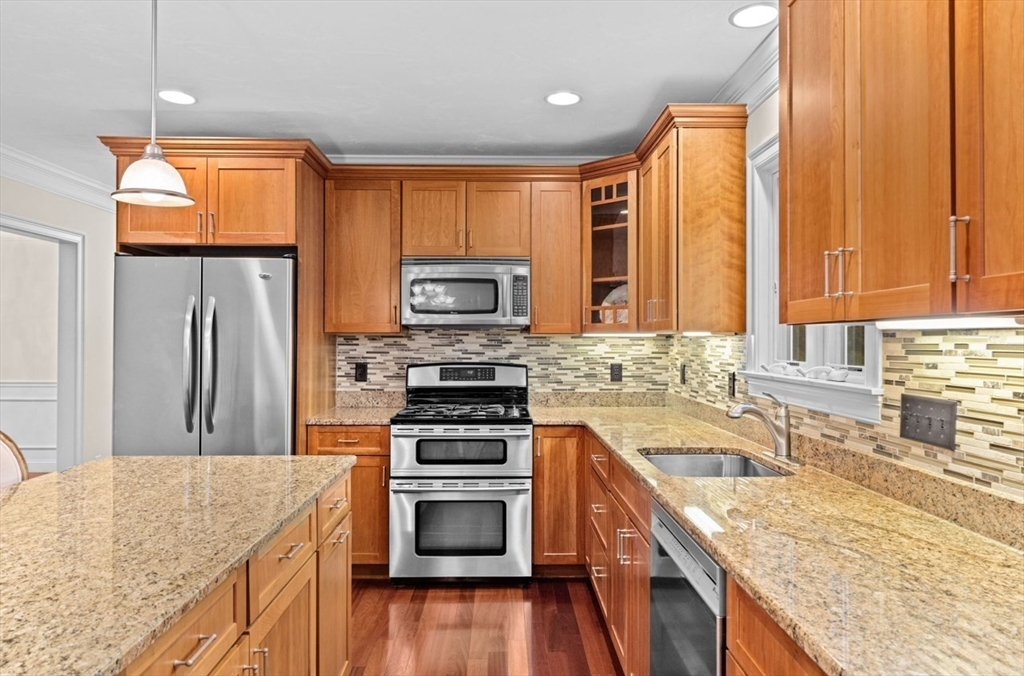 79 Peabody Road Marshfield, MA 02050 - Photo 11 of 40 Gallery Image 11