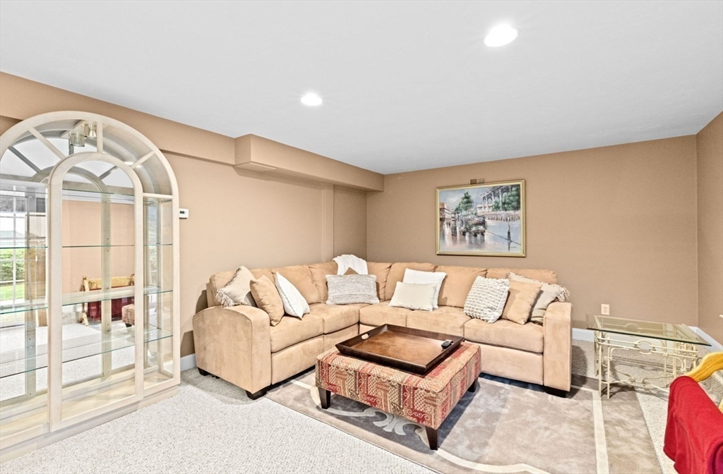 79 Peabody Road Marshfield, MA 02050 - Photo 20 of 40 Gallery Image 20