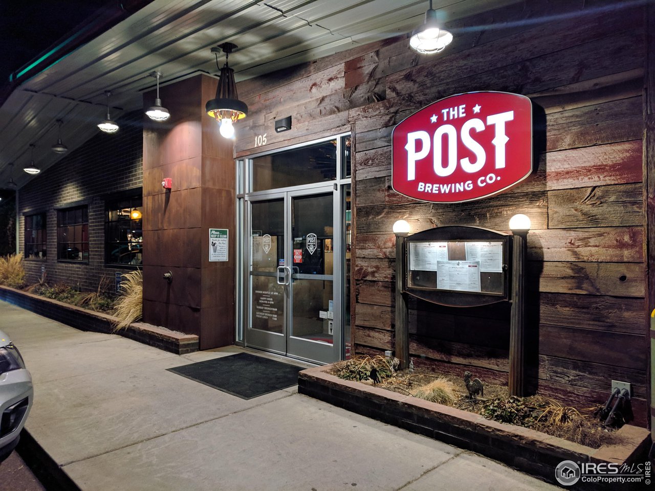 315 West Baseline Road Lafayette, CO 80026 - Photo 37 of 40 a cafe with lots of lights