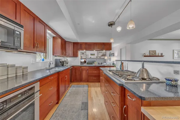 $849,000 | 8300 East Hinsdale Avenue, Centennial, CO 80112