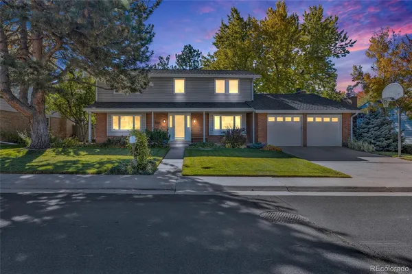 $849,000 | 8300 East Hinsdale Avenue, Centennial, CO 80112