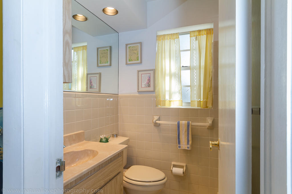708 Northwest 7th Street Boca Raton, FL 33486 - Photo 23 of 29 708 NW 7th Street - Boca Raton-23
