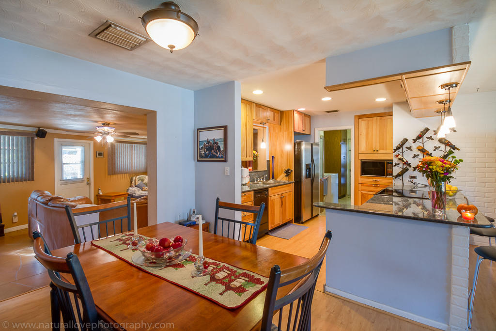 708 Northwest 7th Street Boca Raton, FL 33486 - Photo 7 of 29 708 NW 7th Street - Boca Raton-7