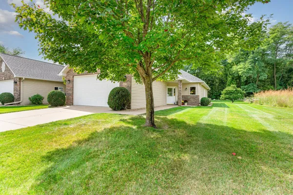 $355,000 | 1822 Bohmbach Drive, Red Wing, MN 55066