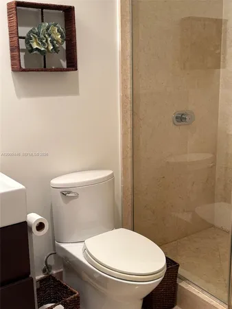 $17,000 | 5875 Collins Avenue, Unit 708, Miami Beach, FL 33140