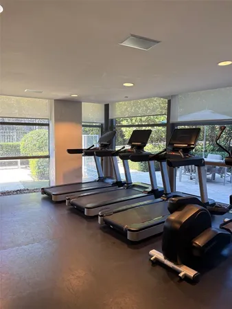$17,000 | 5875 Collins Avenue, Unit 708, Miami Beach, FL 33140