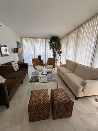 $17,000 | 5875 Collins Avenue, Unit 708, Miami Beach, FL 33140