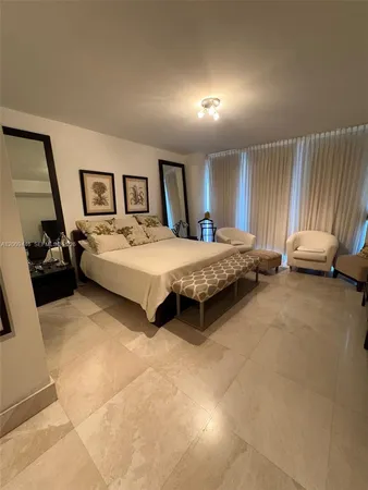 $17,000 | 5875 Collins Avenue, Unit 708, Miami Beach, FL 33140