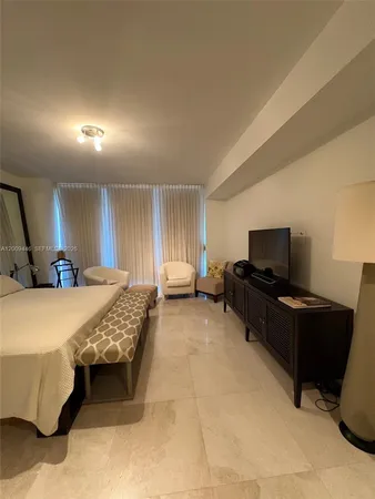 $17,000 | 5875 Collins Avenue, Unit 708, Miami Beach, FL 33140