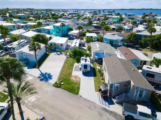 $163,000 | 10725 South Ocean Drive, Unit 409, Jensen Beach, FL 34957