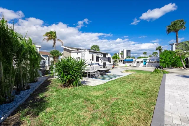 $163,000 | 10725 South Ocean Drive, Unit 409, Jensen Beach, FL 34957