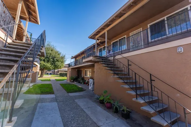 $1,499,000 | 110 Roundtable Drive, Unit 8, San Jose, CA 95111