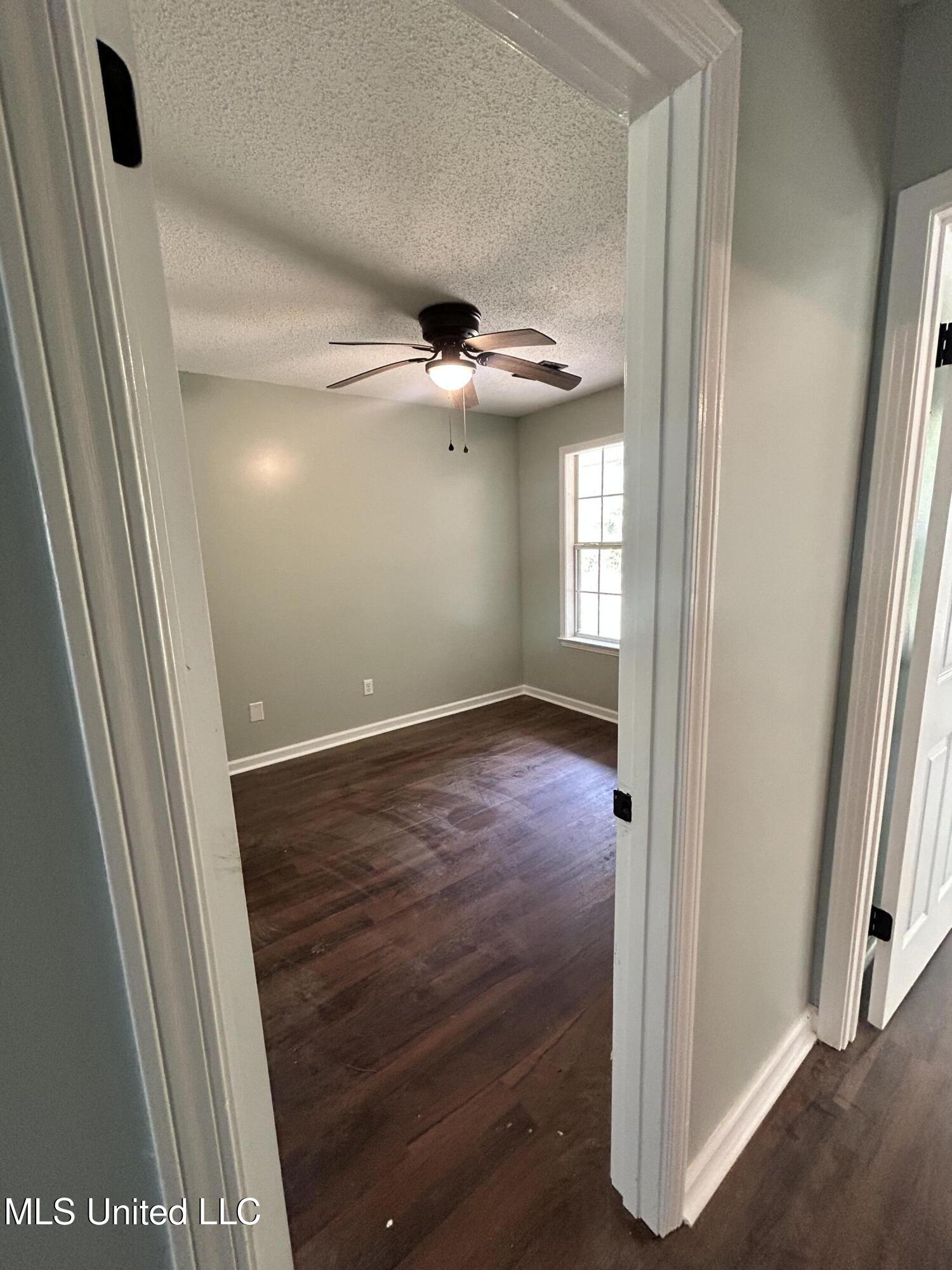 182 Chulahoma Road Holly Springs, MS 38635 - Photo 16 of 29 Bedroom 2