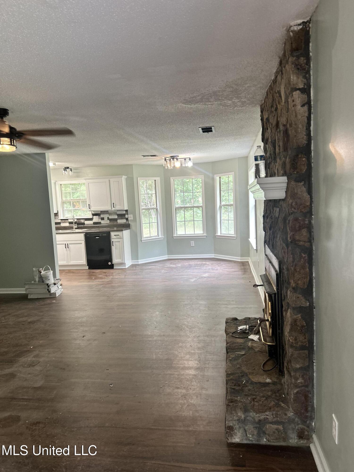 182 Chulahoma Road Holly Springs, MS 38635 - Photo 19 of 29 Living room view from backdoor