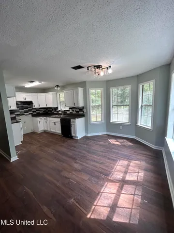 $280,000 | 182 Chulahoma Road, Holly Springs, MS 38635