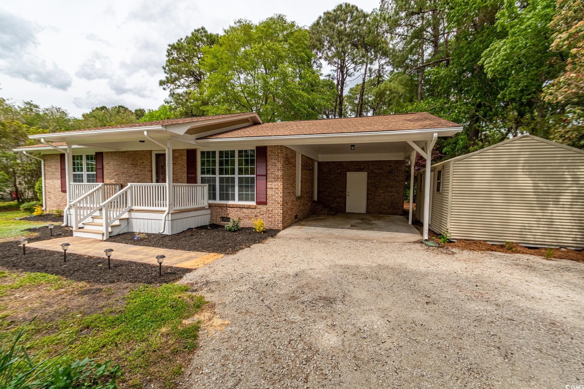 927 Tiffany Lane Conway, SC 29526 - Photo 4 of 32